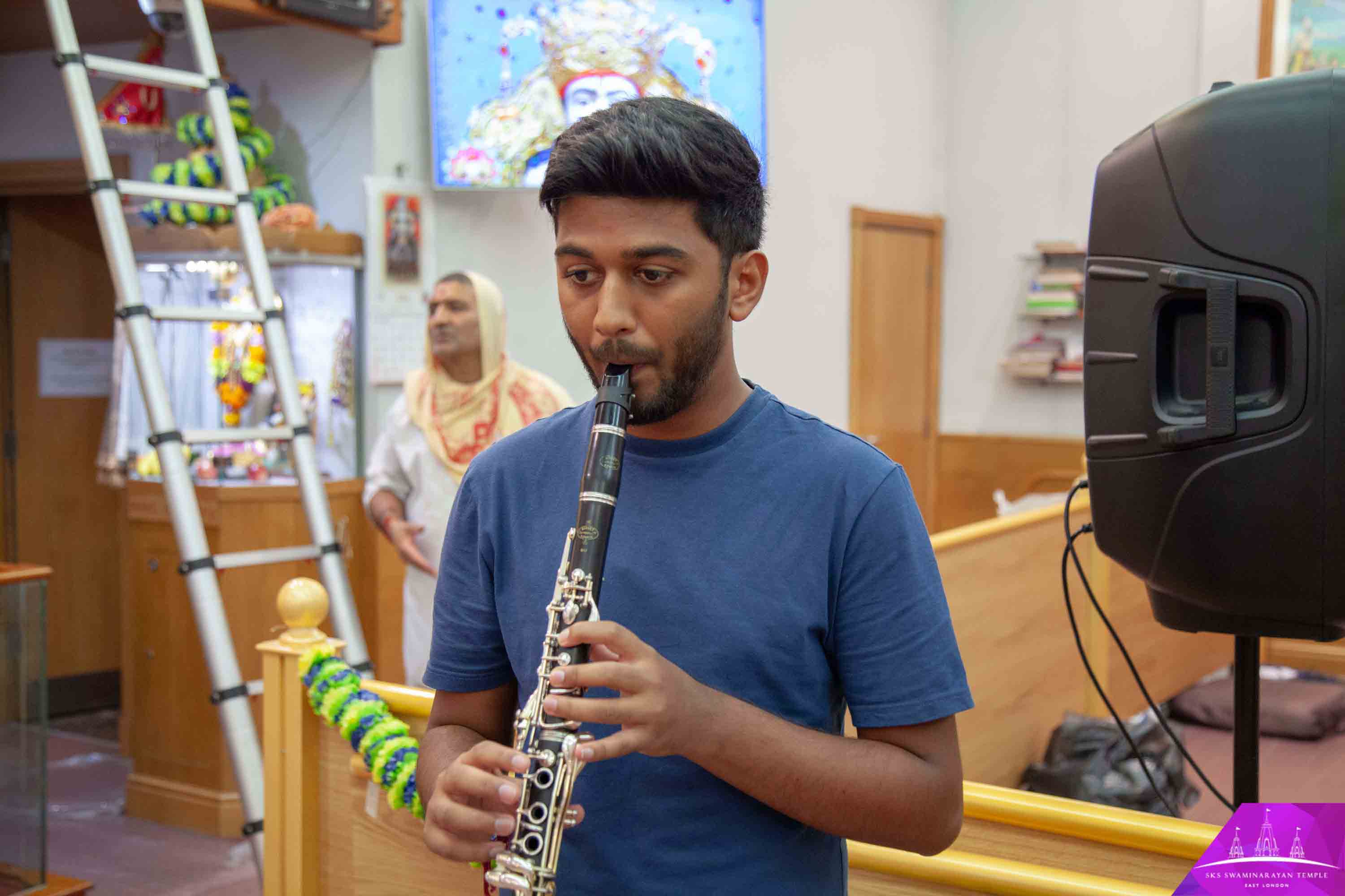 ©1987-2017 SKS Swaminarayan Temple East London